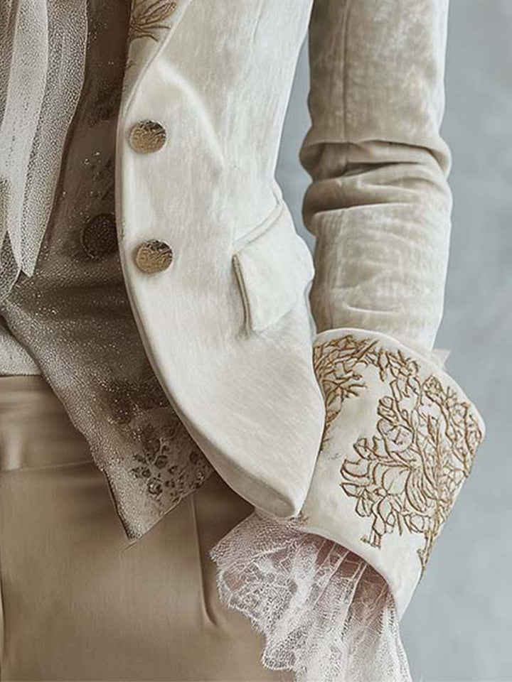 Hennie™ | Ivoorkleurige geborduurde blazer